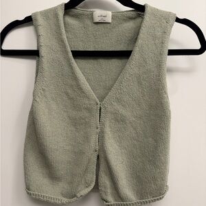 Aritzia Wilfred Sage Knit Sleeveless Top
Size XXS
Lightly Used